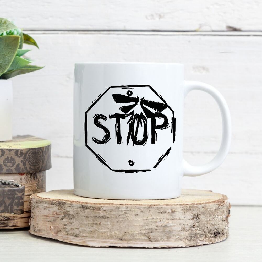 The Last of Us 15 oz Coffee Mug Ellie Joel Tv Show Game Mushroom Zombies 12